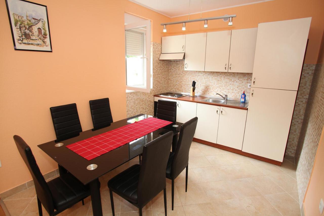 Apartmani Petra Trogir Room photo