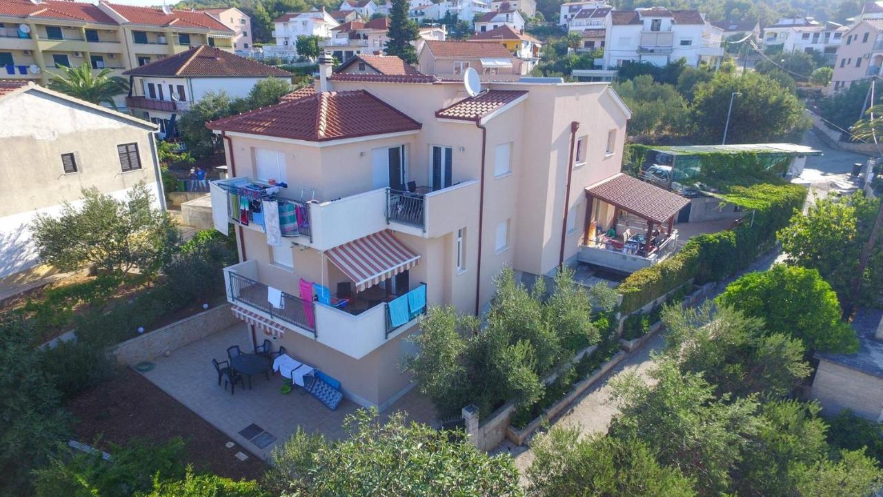 Apartmani Petra Trogir Exterior photo
