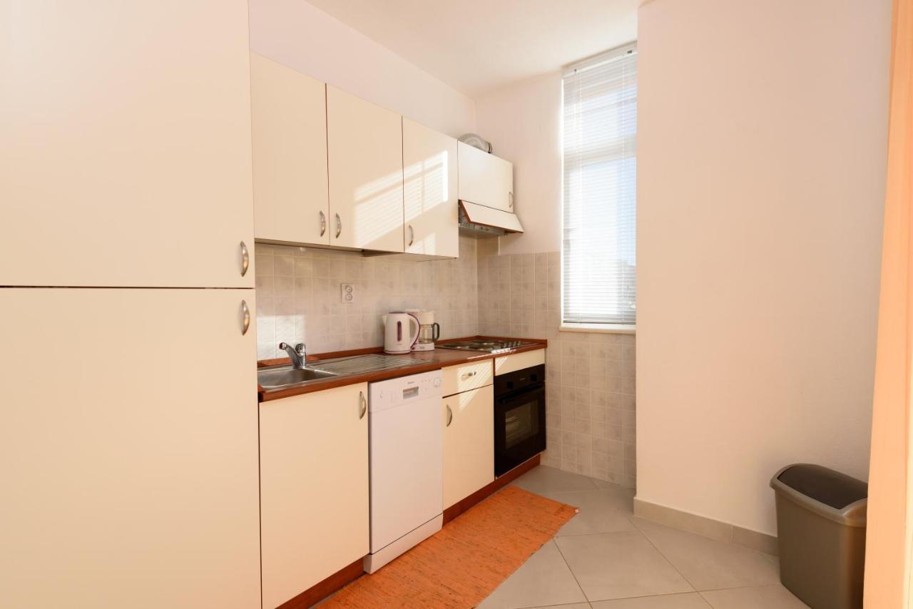 Apartmani Petra Trogir Exterior photo