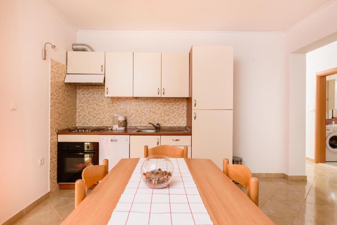 Apartmani Petra Trogir Exterior photo