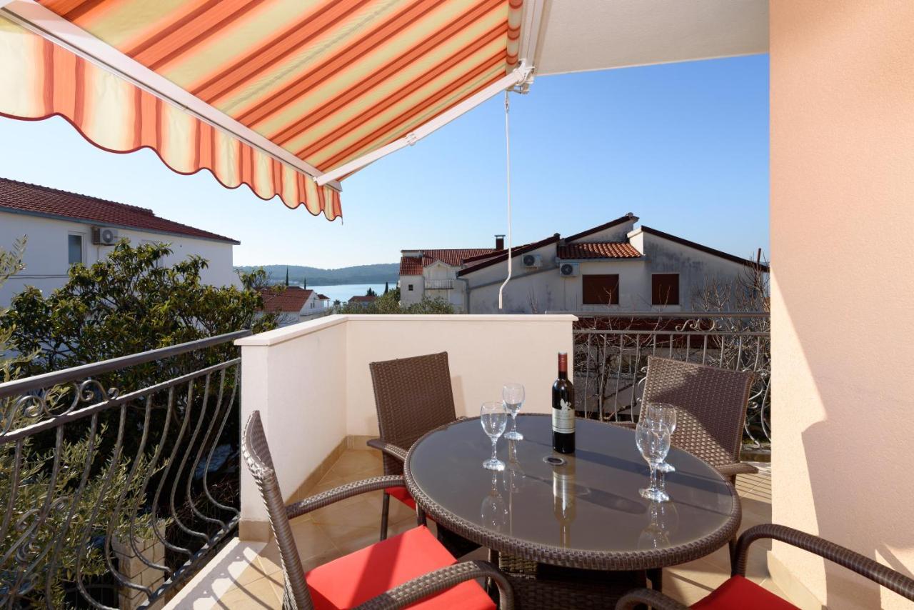 Apartmani Petra Trogir Exterior photo
