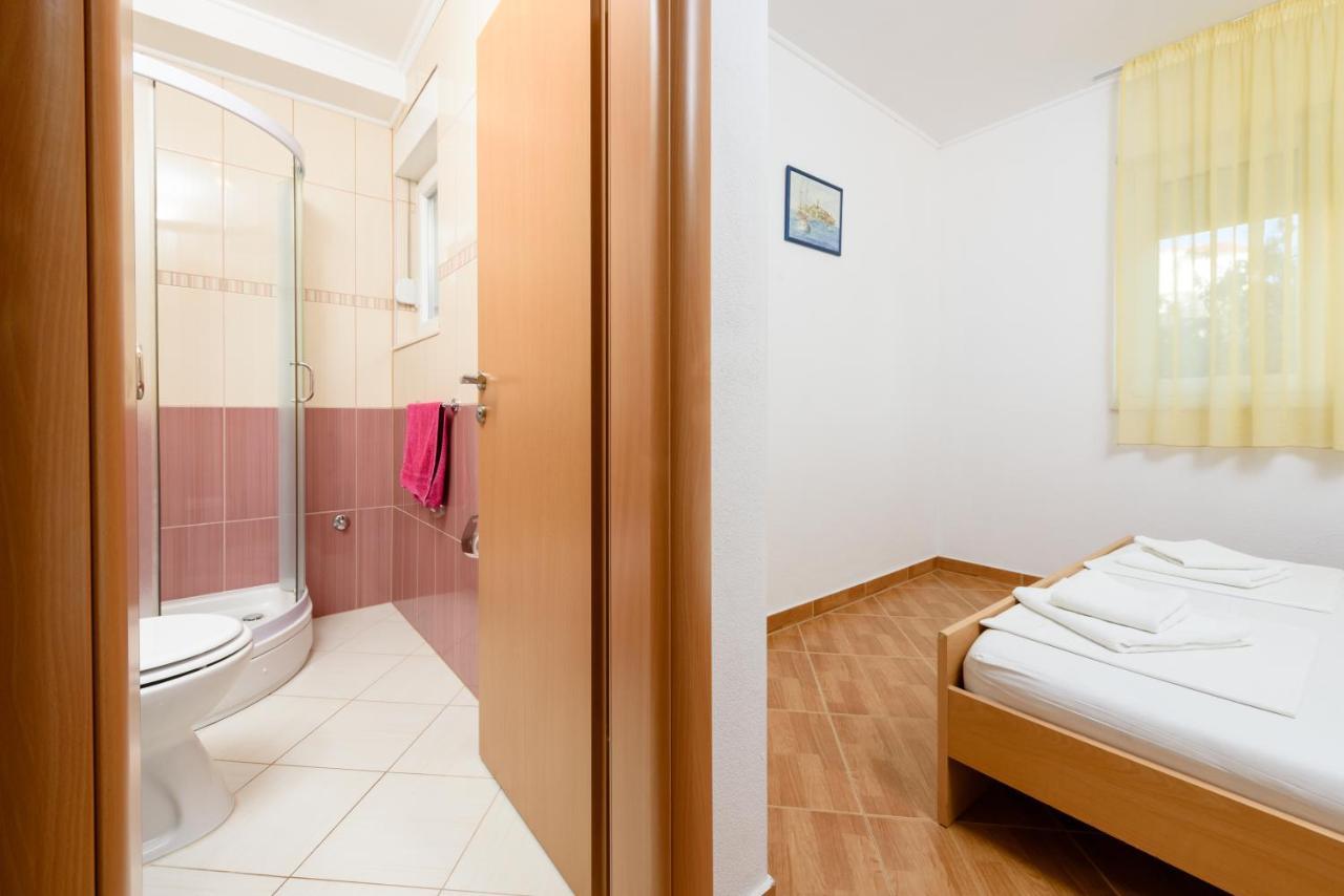 Apartmani Petra Trogir Exterior photo