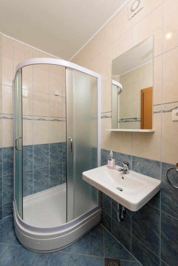 Apartmani Petra Trogir Exterior photo